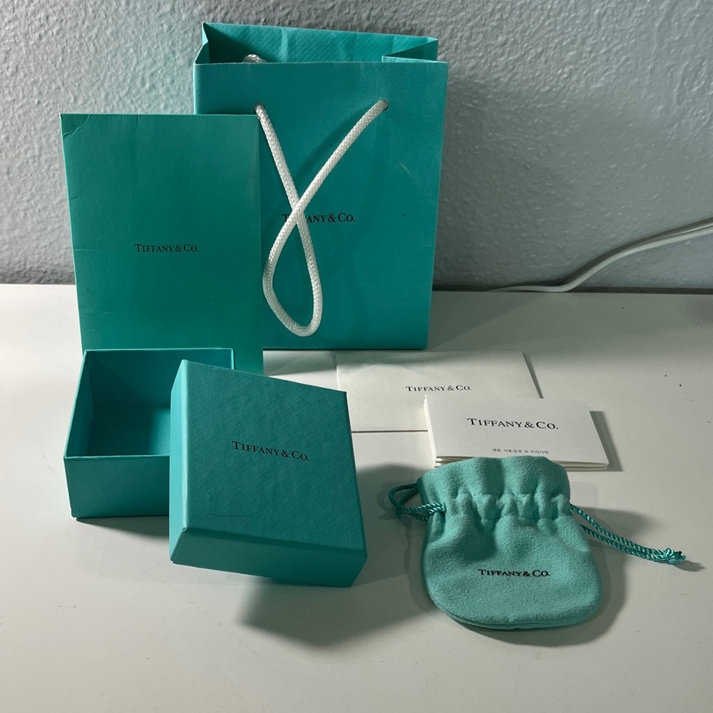 NEW Tiffany & Co. Blue Accessory Set